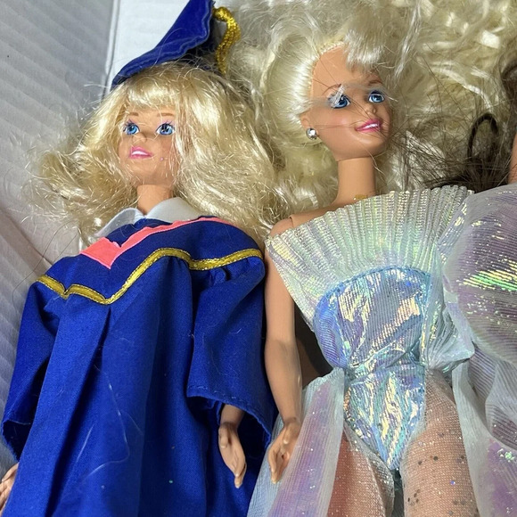 Vintage Barbie Doll Lot. Lot Of 4 Dolls W/ Outfits Class Of 96, Bubble Angel, Dr - Picture 2 of 12